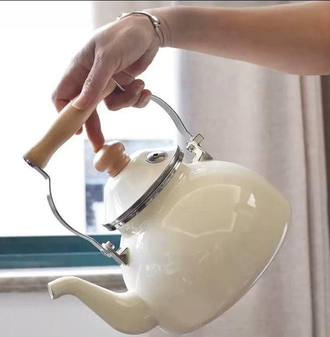 کتری لعابی دسته بامبو L36