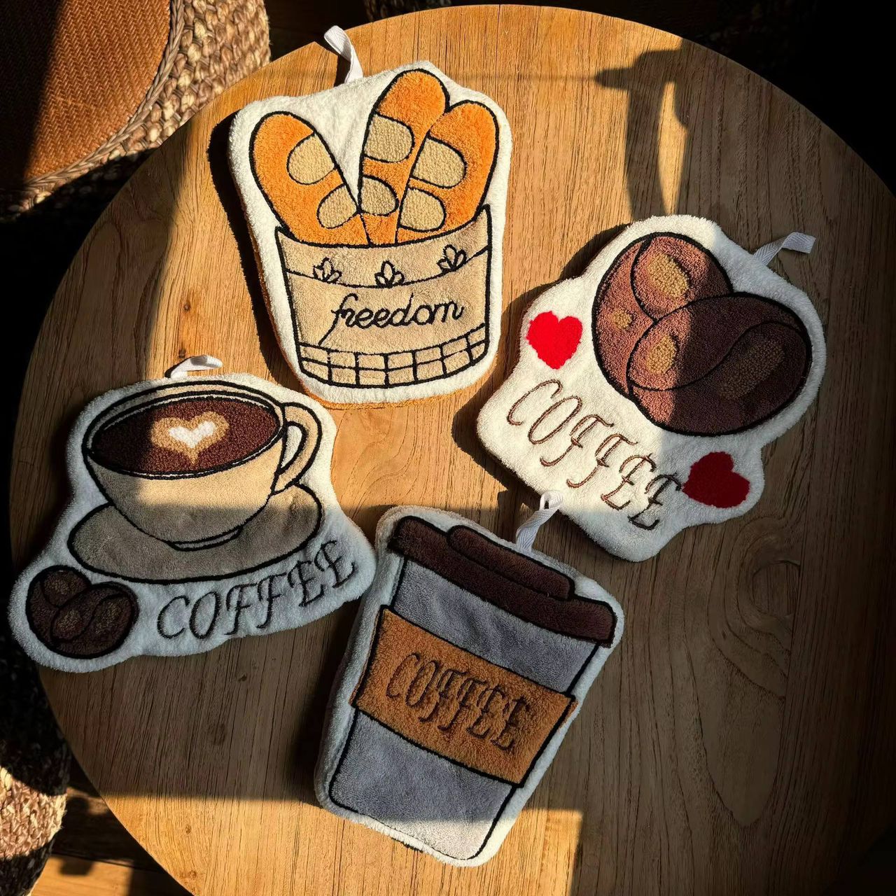 حوله عروسکی کد L8